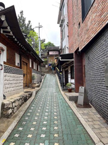 An empty side street in Bukchon Village.