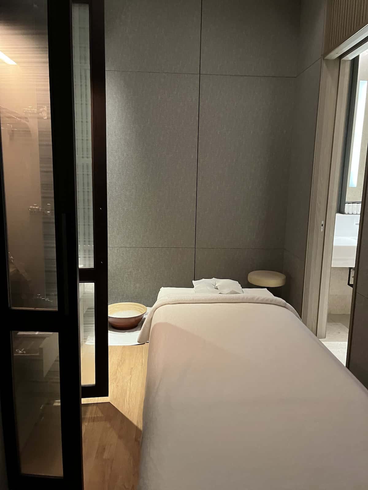 Facial Room at Chantecaille Spa in Signiel hotel Haeundae Busan.