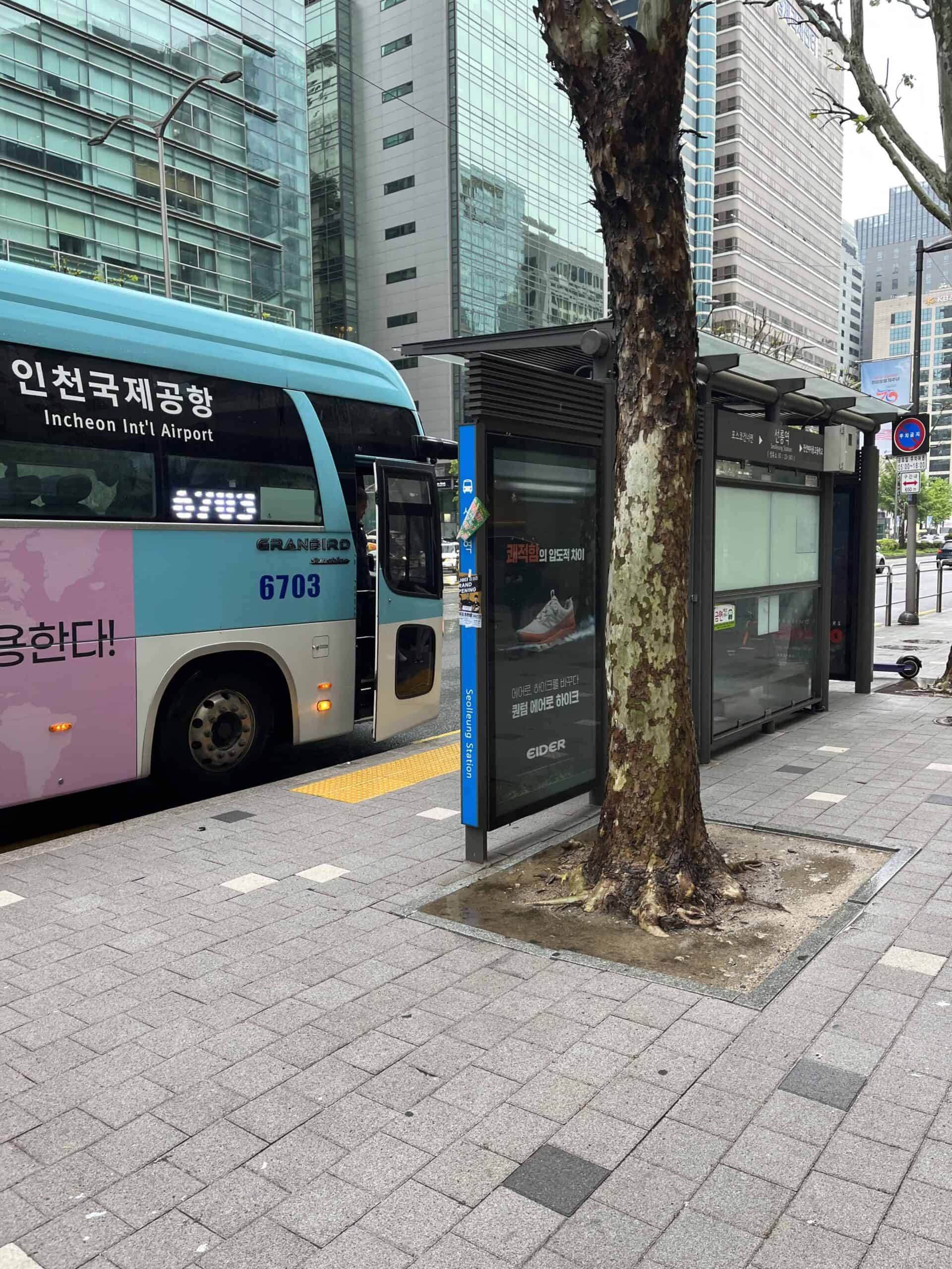 The airport bus shuttle to Incheon Airport outside L7 Gangnam.